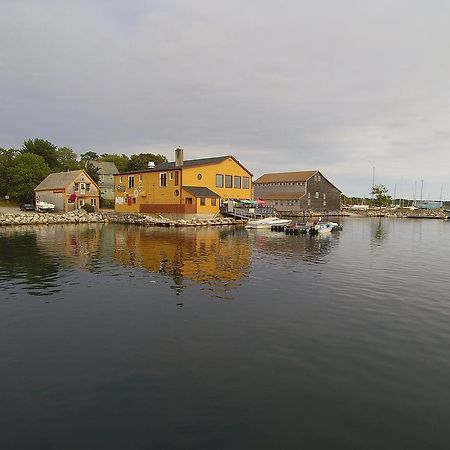 Inner Harbor Inn 谢尔本 外观 照片